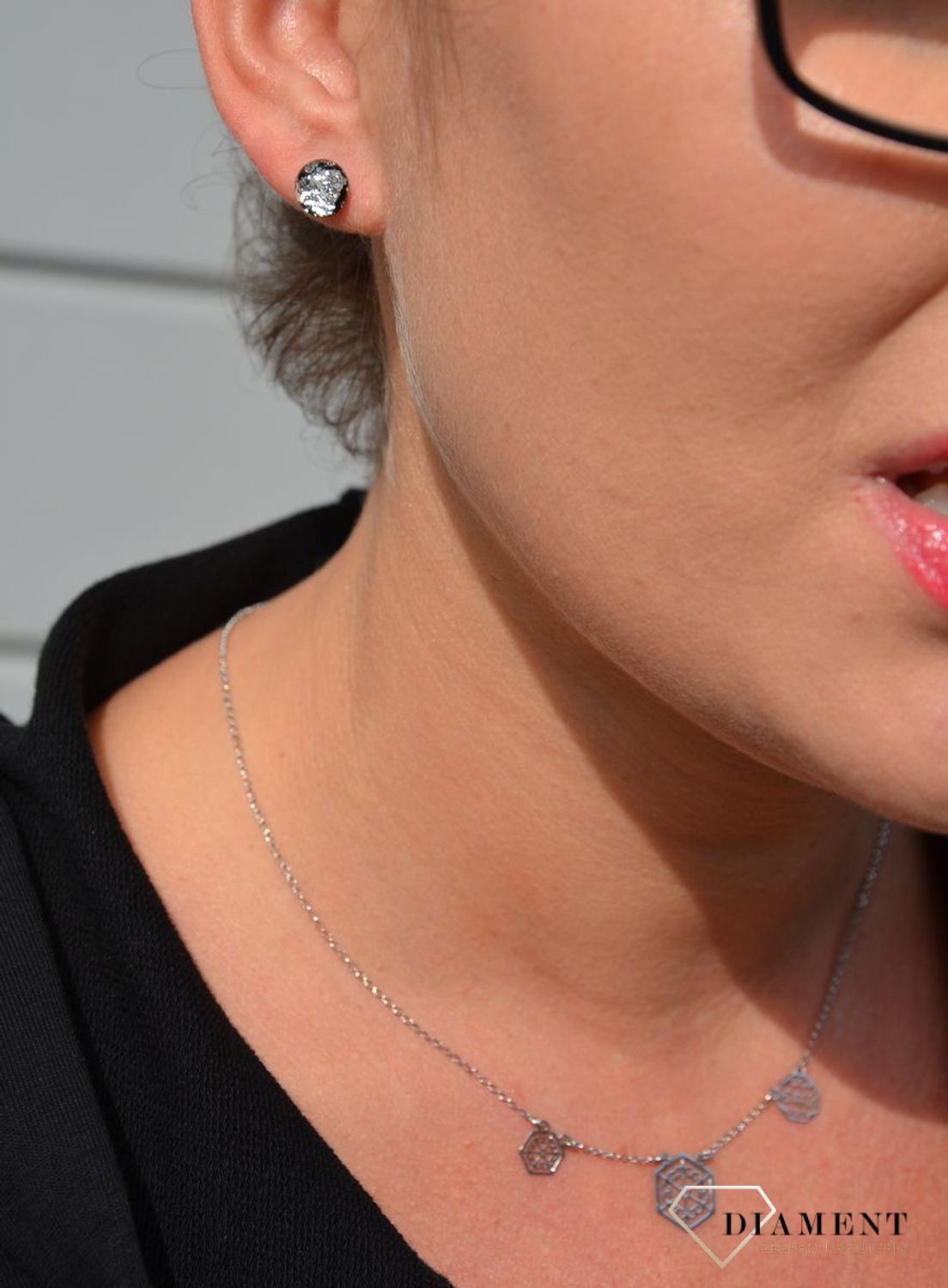 Kolczyki srebrne szkło weneckie srebrne Murano 04.jpg